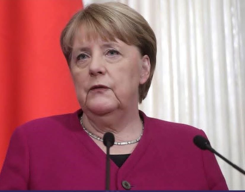 مرکل او بیا کاندیتوری